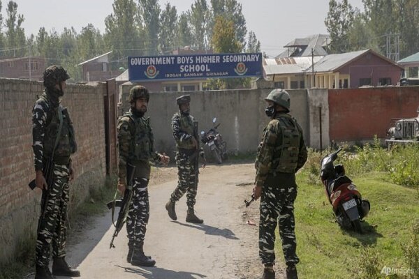 کشمیر میں بھارتی فورسز کی فائرنگ سے 2 افراد ہلاک