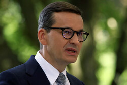 نخست وزیر لهستان: قرار نیست از اتحادیه اروپا خارج شویم