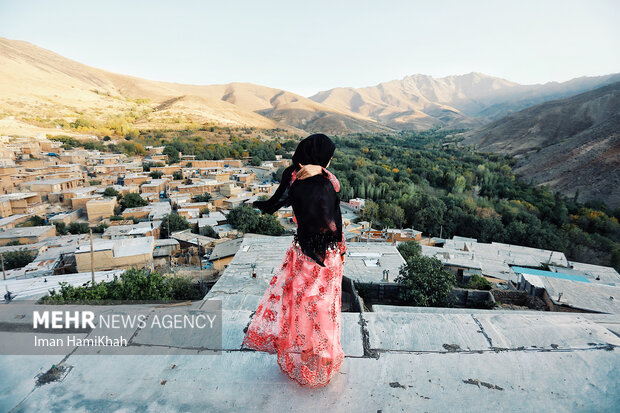 اولین جشنواره ملی آلو در روستای حیدره قاضی خان