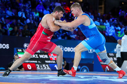 Yousefi makes history by winning 1st gold in 130kg in c'ships