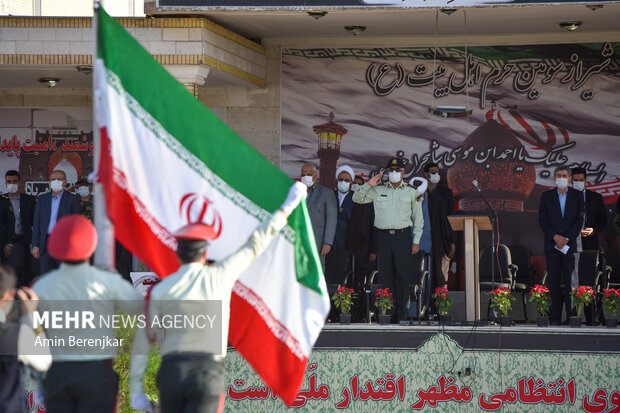 صبحگاه مشترک نیروی انتظامی در شیراز