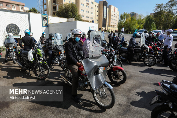 همایش تجلیل از رانندگان نمونه