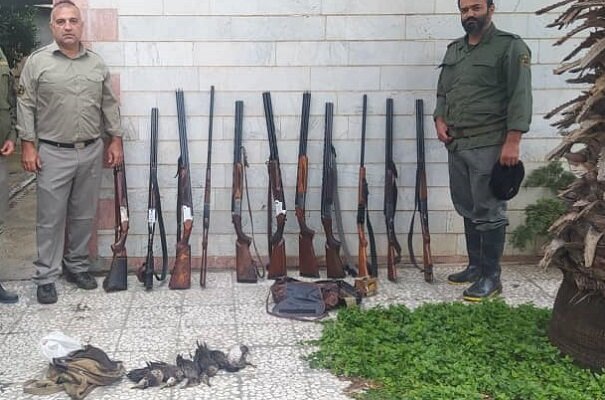 دستگیری شکارچیان غیر مجاز  در رودسر/ ۱۲ قبضه سلاح کشف شد