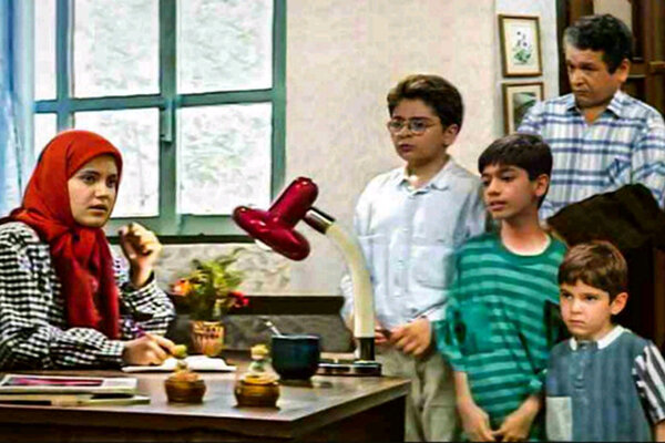 سه دهه شمایل کودکان و نوجوانان در سریالهای سیما/ قابهای خالی