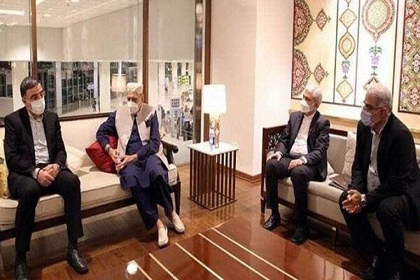  Iranian lawmakers arrive in Pakistan to discuss parl. coop.