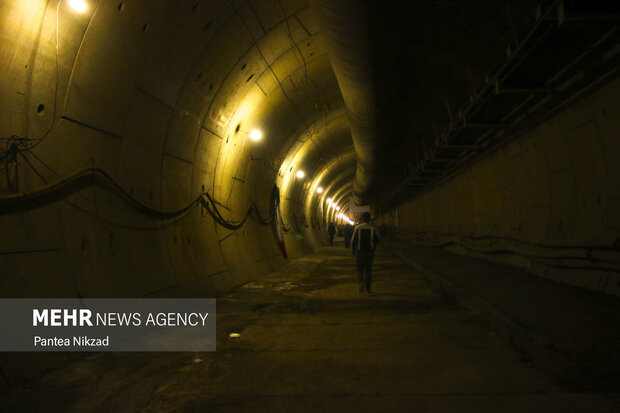 تونل  امتداد خط 6 مترو تهران در حال احداث است