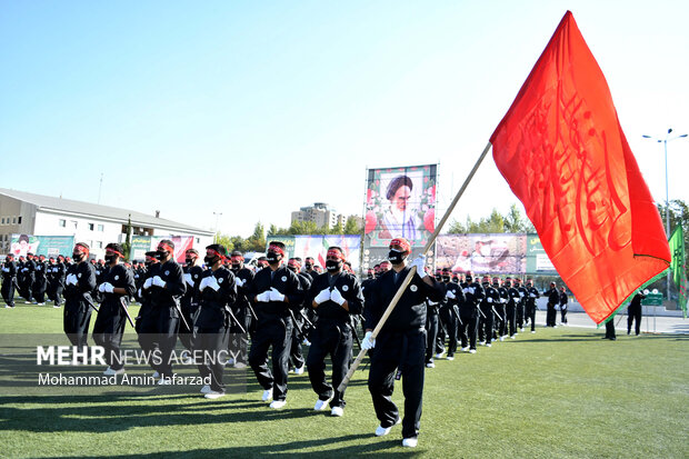 مراسم صبحگاه مشترک فرماندهی انتظامی تهران بزرگ صبح امروز دوشنبه برگزار شد