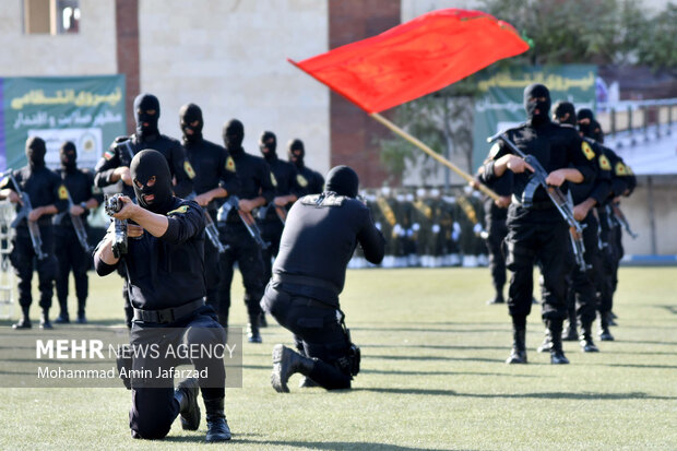 حفل صباحي مشترك لقيادة قوى الأمن الداخلي بالعاصمة طهران / بالصور