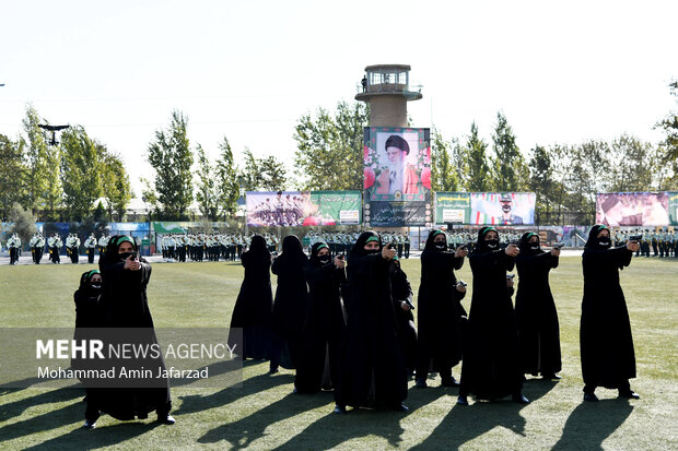 حفل صباحي مشترك لقيادة قوى الأمن الداخلي بالعاصمة طهران / بالصور