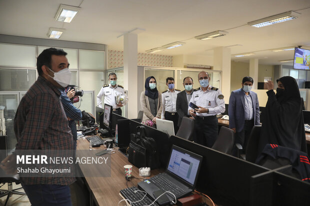 سردار محمد حسین حمیدی رئیس پلیس راهنمایی و رانندگی تهران بزرگ درحال بازدید ازتحریریه خبرگزاری مهر است