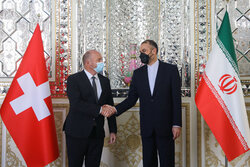 İran Dışişleri Bakanı ile İsviçre Ulusal Meclis Başkanı Afganistan'ı görüştü