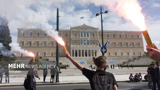 تظاهرات معلمان یونانی