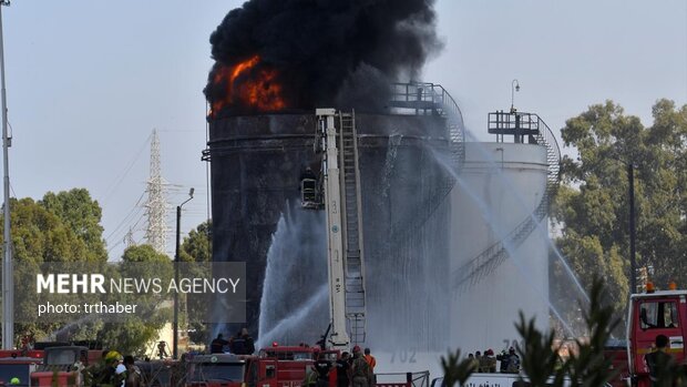 آتش سوزی بزرگ در نزدیکی تاسیسات نفتی در جنوب لبنان