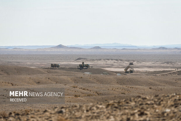 Army, IRGC air defense units launch large-scale aerial drills
