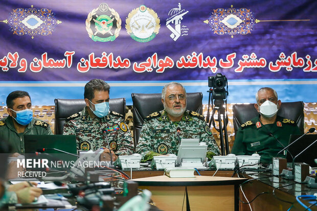 Army, IRGC air defense units launch large-scale aerial drills
