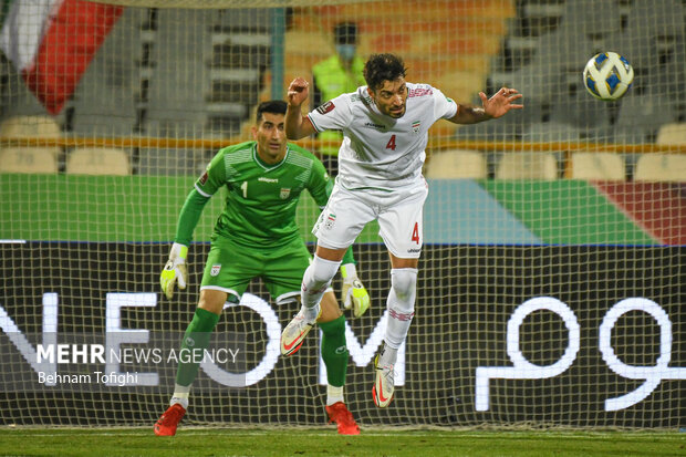 مباراة منتخبي إيران وكوريا الجنوبية لكرة القدم/ بالصور