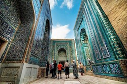 گردشگران زیادی برای گردشگری حلال و زیارت به ازبکستان می‌آیند/گسترش ساخت مساجد در دوران میرضیایف