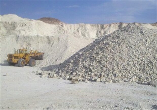 خاک دزدی در شرق اصفهان/ ۸۴ تن چوب و زغال بلوط کشف شد