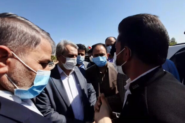 درد دل های مردم کوار با وزیر صمت درد دل های مردم کوار با وزیر صمت