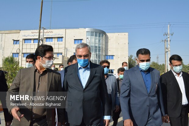 سفر  بهرام عین اللهی وزیر بهداشت، درمان و آموزش پزشکی به شهرستان لارستان