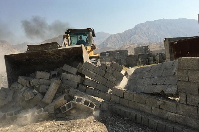 ۱۶ هزار متر مربع از اراضی ملی در شهرستان کنگان رفع تصرف شد