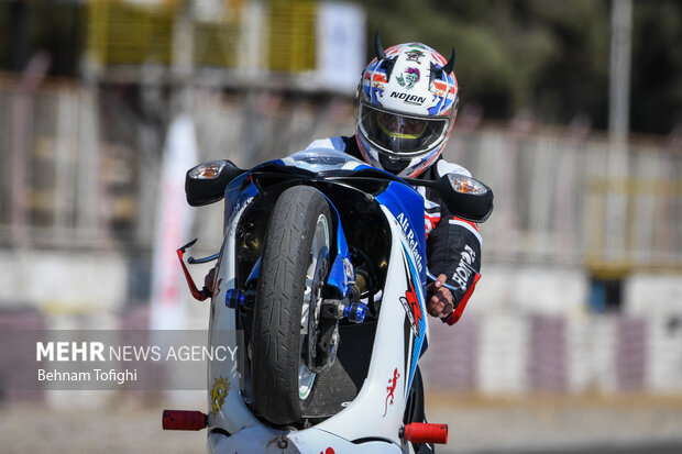 1st round of men’s, women’s motorcycle racing competitions
