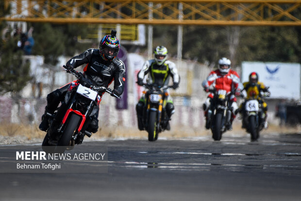 1st round of men’s, women’s motorcycle racing competitions
