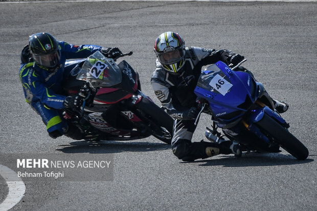 1st round of men’s, women’s motorcycle racing competitions
