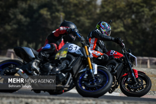 1st round of men’s, women’s motorcycle racing competitions
