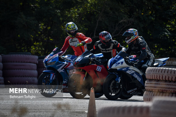 1st round of men’s, women’s motorcycle racing competitions
