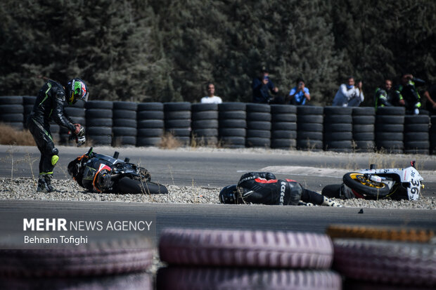 1st round of men’s, women’s motorcycle racing competitions
