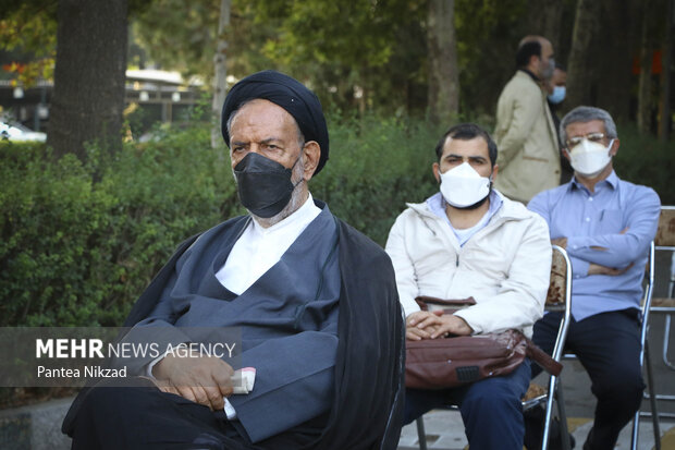 مراسم ترحیم همسر امام موسی صدر در دانشگاه تهران برگزار شد