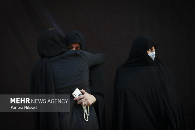 مراسم ترحیم همسر امام موسی صدر در دانشگاه تهران برگزار شد