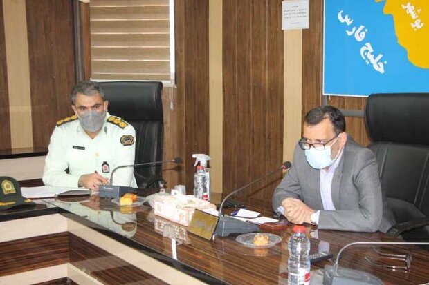 عملکردها و زحمات نیروی انتظامی در جامعه تبیین شود عملکردها و زحمات نیروی انتظامی در جامعه تبیین شود