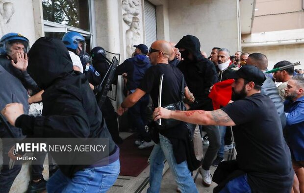 اعتراضات علیه سیاست‌های کرونایی دولت در ایتالیا