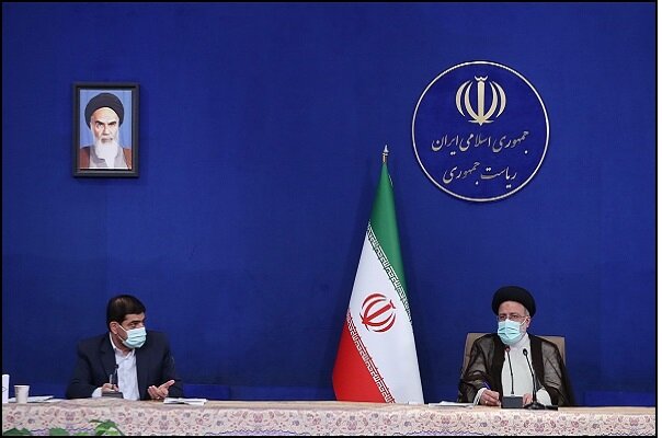 الرئيس الإيراني يؤكد ضرورة إنهاء التلاعب المكشوف على العملات الأجنبية