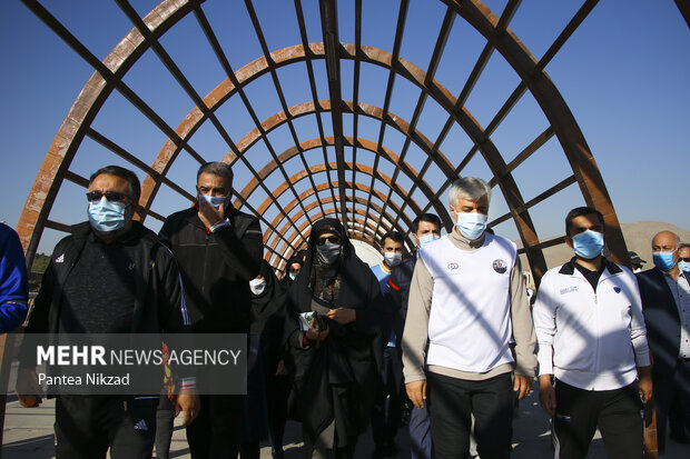 حمید سجادی وزیر ورزش و جوانان در همایش پیاده روی صبح دوشنبه  ماه حضور پیدا کرد