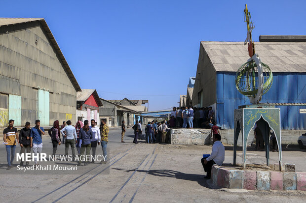 هفت‌تپه در مسیر شکوفایی/ از رضایت کارگران تا بازگشایی کارخانه رب