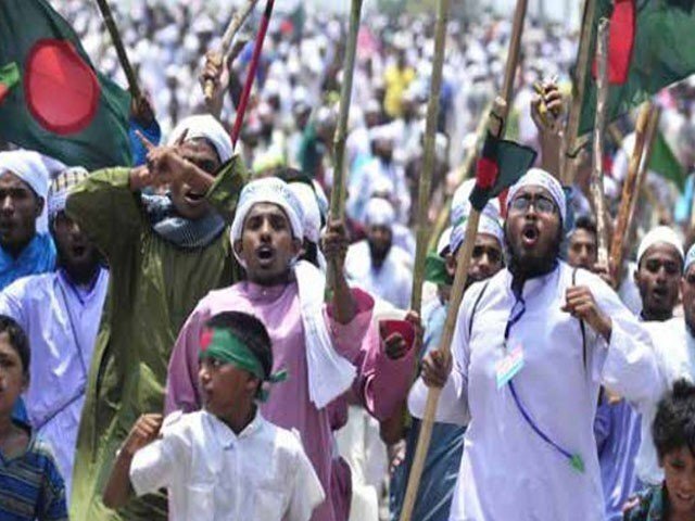 بنگلہ دیش کے ایک مندر میں قرآن کی بے حرمتی پر ملک گیر احتجاجی مظاہرے