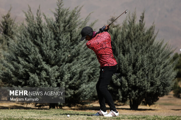 National golf tournament in Tehran