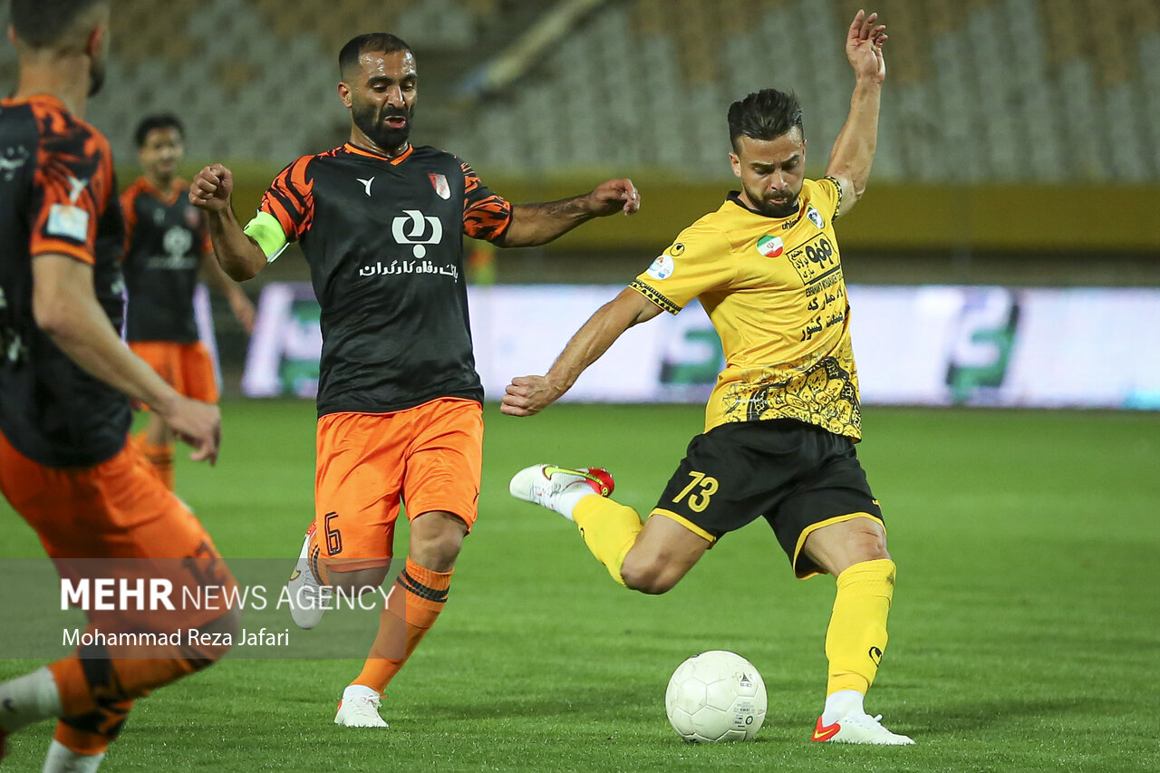 Sepahan Defeats Mes Rafsanjan in IPL Opener - Sports news - Tasnim