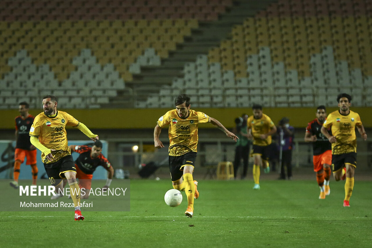 Mehr News Agency - Sepahan 2-0 Zob Ahan: IPL Week 29