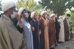 تجمع روحانیون تاکستان در محکومیت کشتار مردم افغانستان