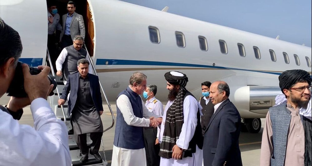 وزیر خارجه پاکستان با نخست‌وزیر دولت موقت طالبان دیدار کرد