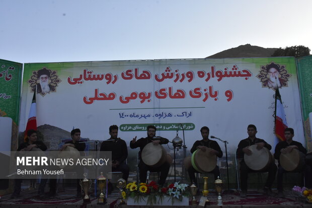 حضور وزیر ورزش و جوانان در روستای تاریخی هزاوه
