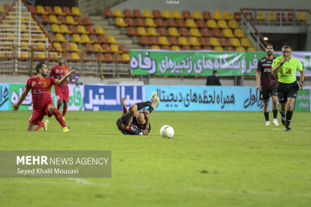 Tehran-based Persepolis FC 3-1 Foolad FC: IPL
