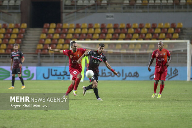 Tehran-based Persepolis FC 3-1 Foolad FC: IPL
