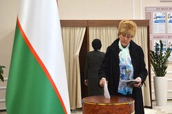 Özbekistan'da cumhurbaşkanlığı seçimleri başladı