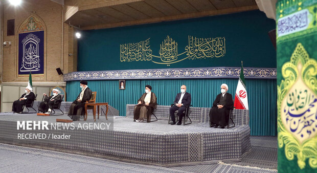 İslam Devrimi Lideri, İslami Birlik Konferansı konukları ile görüştü