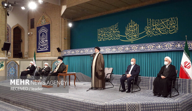 Leader's meeting with Islamic Unity Conf.'s guests